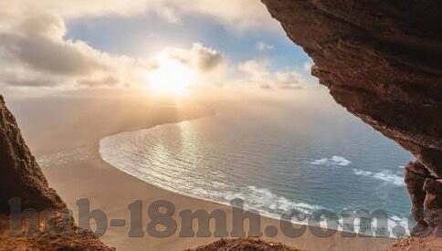 日韩av黄片免费看-解锁成人世界的秘密，日韩AV黄片免费观看的真相